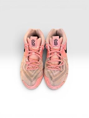 Nike Kyrie 4 ‘Atomic Pink’ Basketball Sneakers